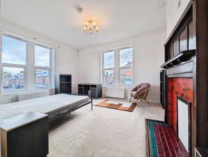 Photo 16- click for photo gallery